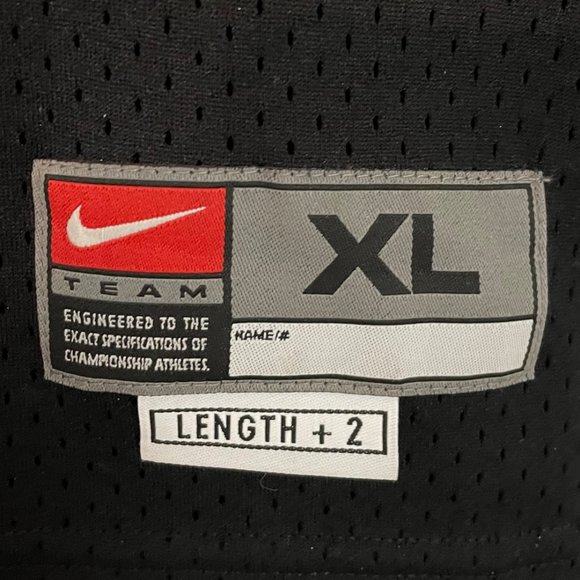 NIKE: Dikembe Mutombo Philadelphia 76ers #55 Black Jersey, Size: XL (Length + 2) - Picture 3 of 6